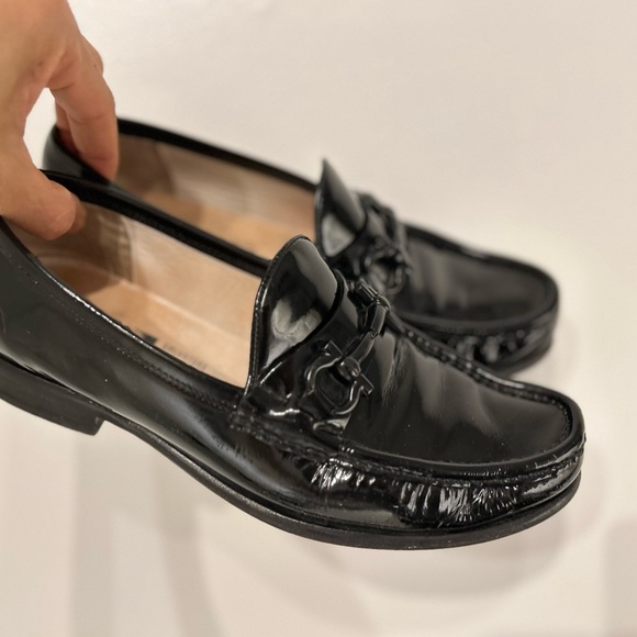 Salvatore Ferragamo GRANDIOSO GANCINI BIT PATENT LOAFER Size: 8 - Picture 3 of 11
